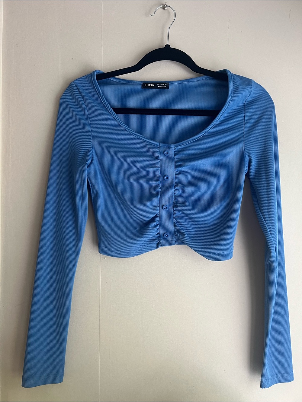 Blue Ribbed Ruched Button-Front Long Sleeve Crop Top